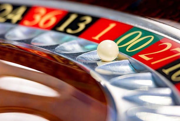 Lightning Roulette live wheel and multiplier display on sakti55 platform